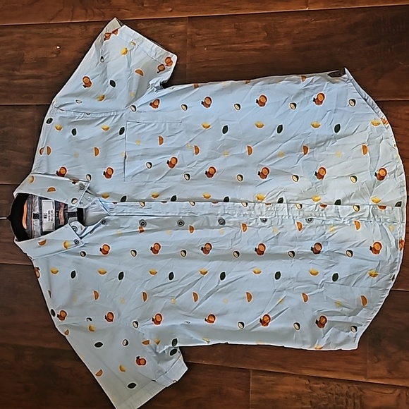 Paradise Short sleeve button down - Picture 1 of 3